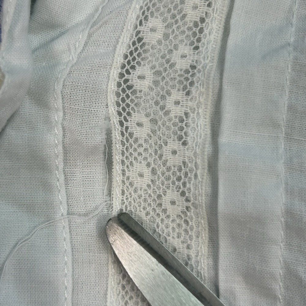 Vintage Saybury Pintuck Cotton Nightgown M Blue Cottagecore Lace Embroidered - Picture 7 of 10